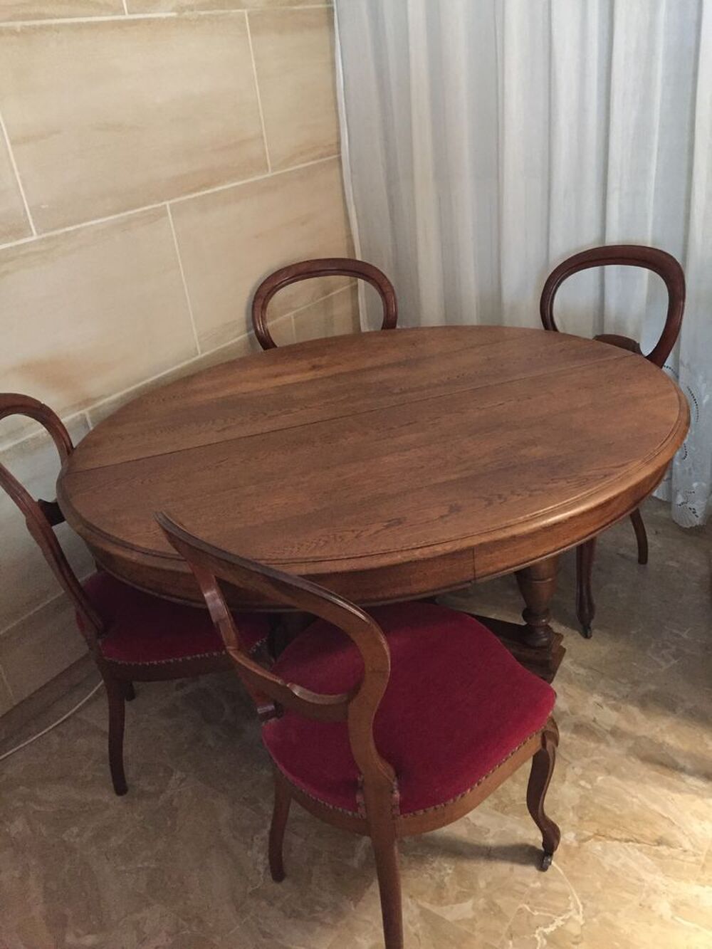 table ancienne style Louis Philippe et 4 chaises Meubles