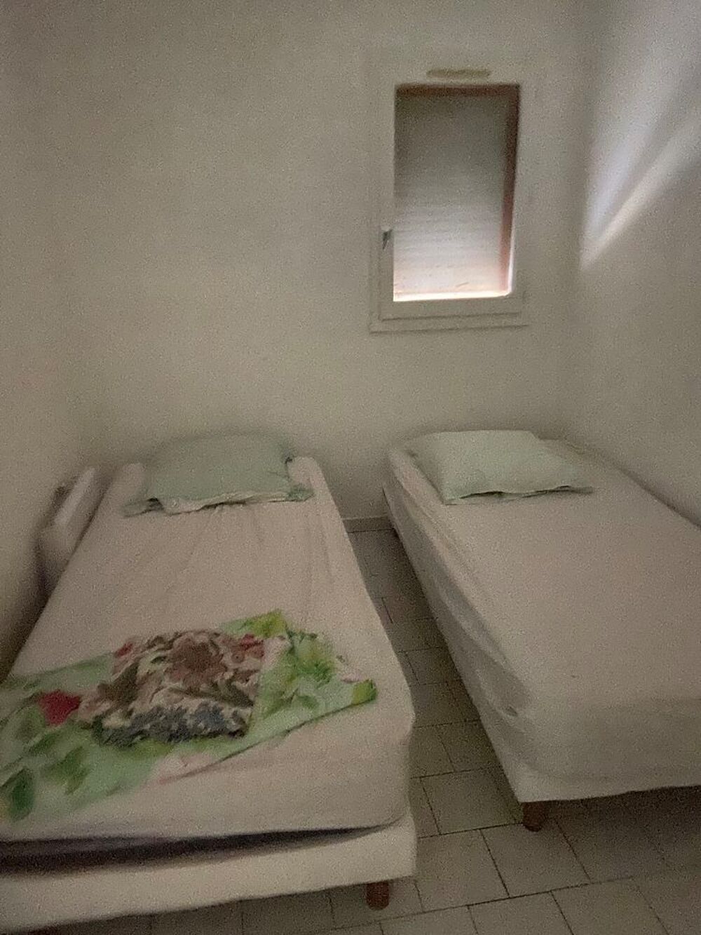   Appartement 2 chambre une logia équiper climatiseur  Languedoc-Roussillon, Sète (34200)