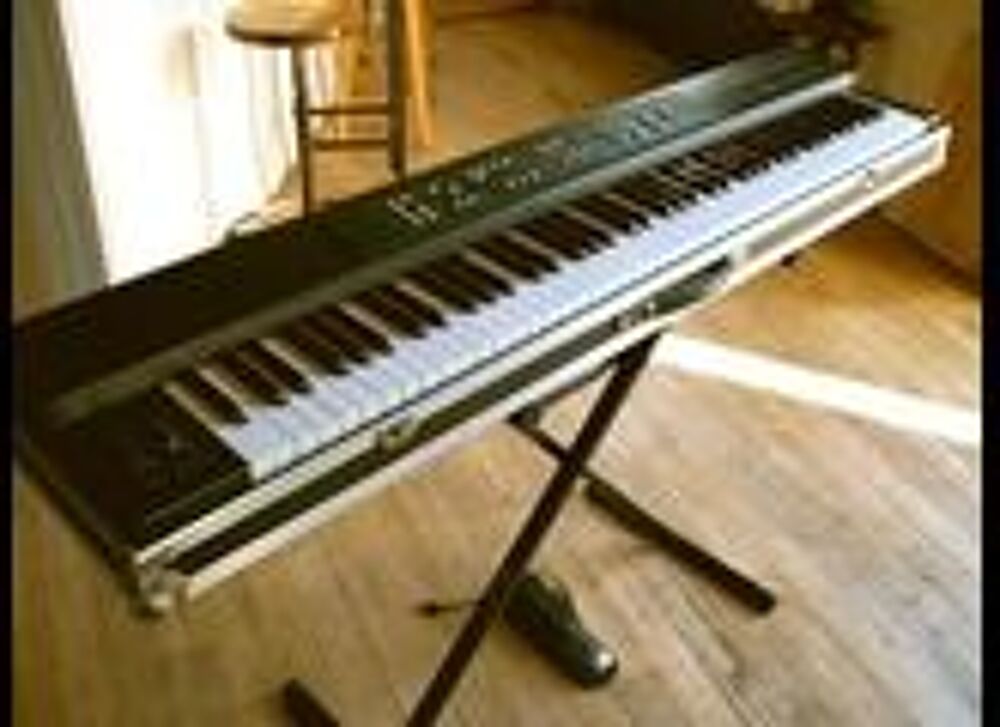 Recherche Clavier Ma&iuml;tre ORLA DMK8.
Instruments de musique