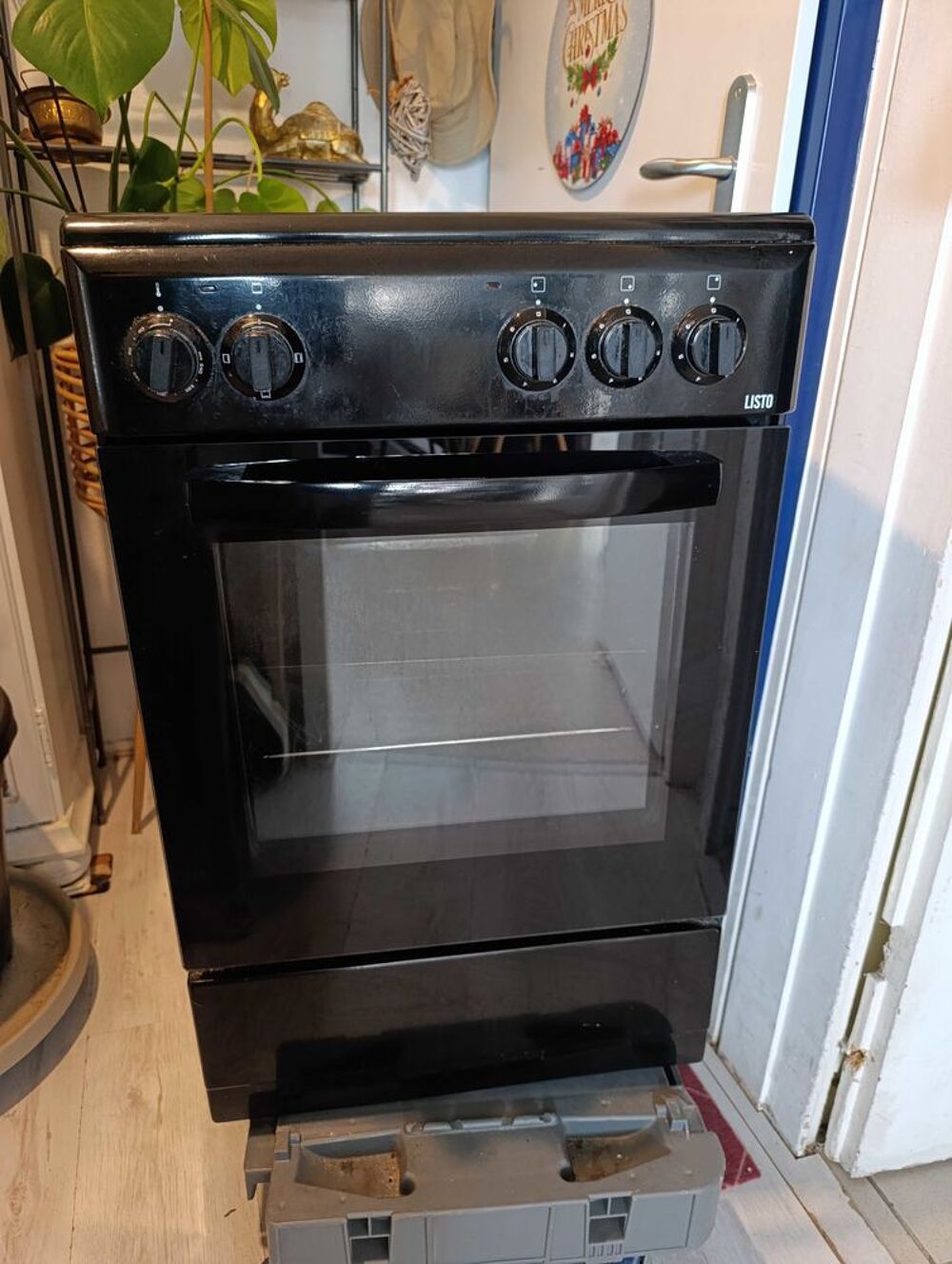 cuisini&egrave;re &agrave; vendre bon &eacute;tat Electroménager