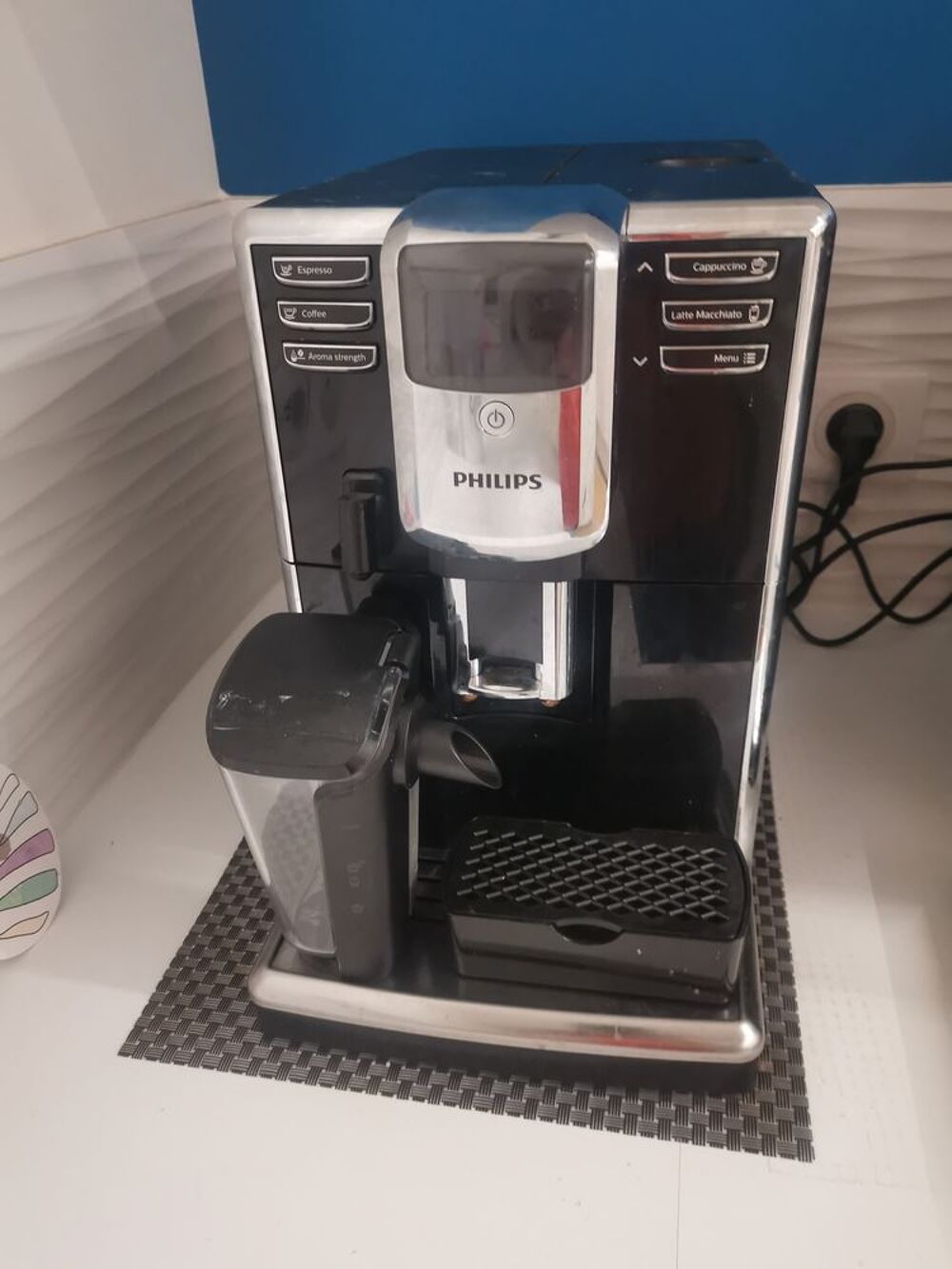 Cafeti&egrave;re &agrave; grain avec broyeur Electroménager