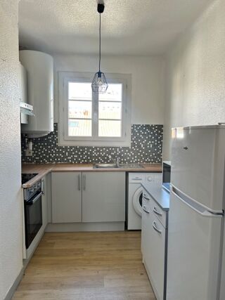  Appartement à louer 3 pièces 56 m²