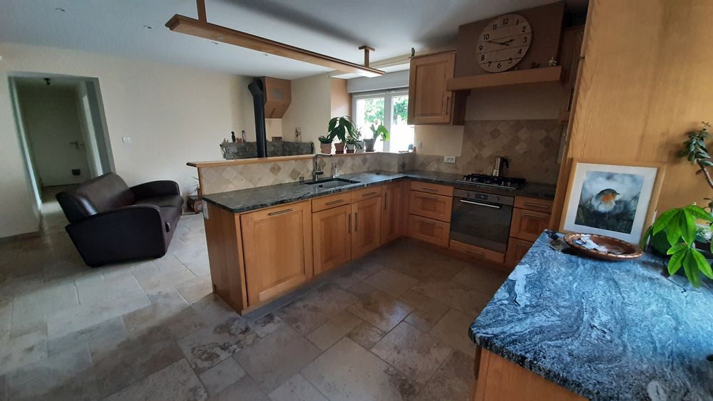 Vente Maison Maison en pierres 155 m² + Grange 80 m² + Terrain 1300 m² Champagne-en-valromey