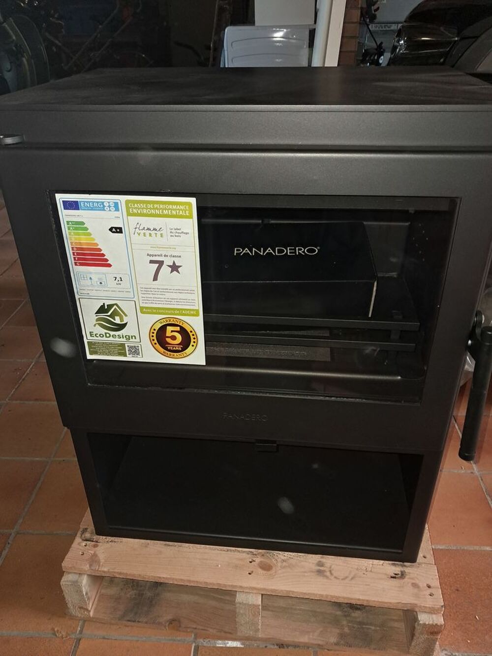 POELE A BOIS PANADERO DANA NEUF EMBALLE 7.5 KWH BUCHE DE 50 Bricolage