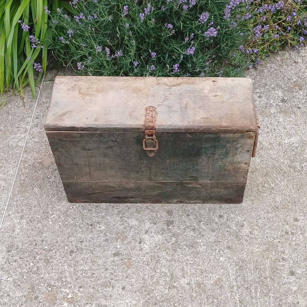 Caisse en bois militaire 
