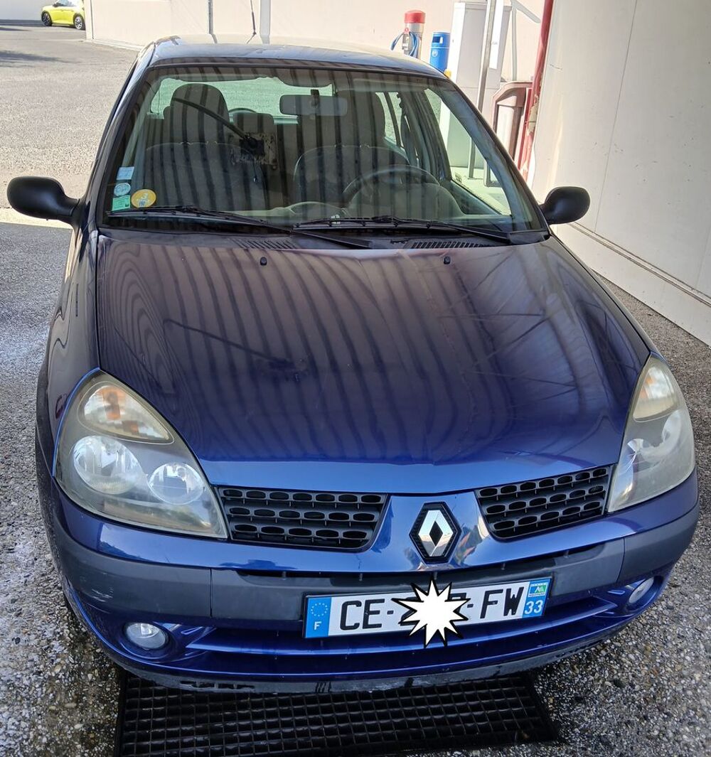 Clio 1.2 RN 2002 occasion 33700 M&eacute;rignac