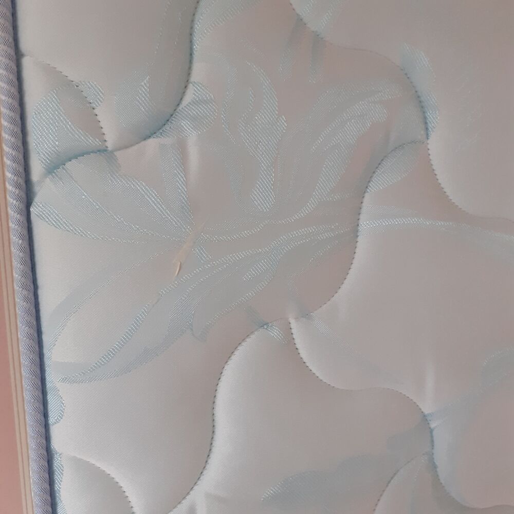 matelas neuf Meubles