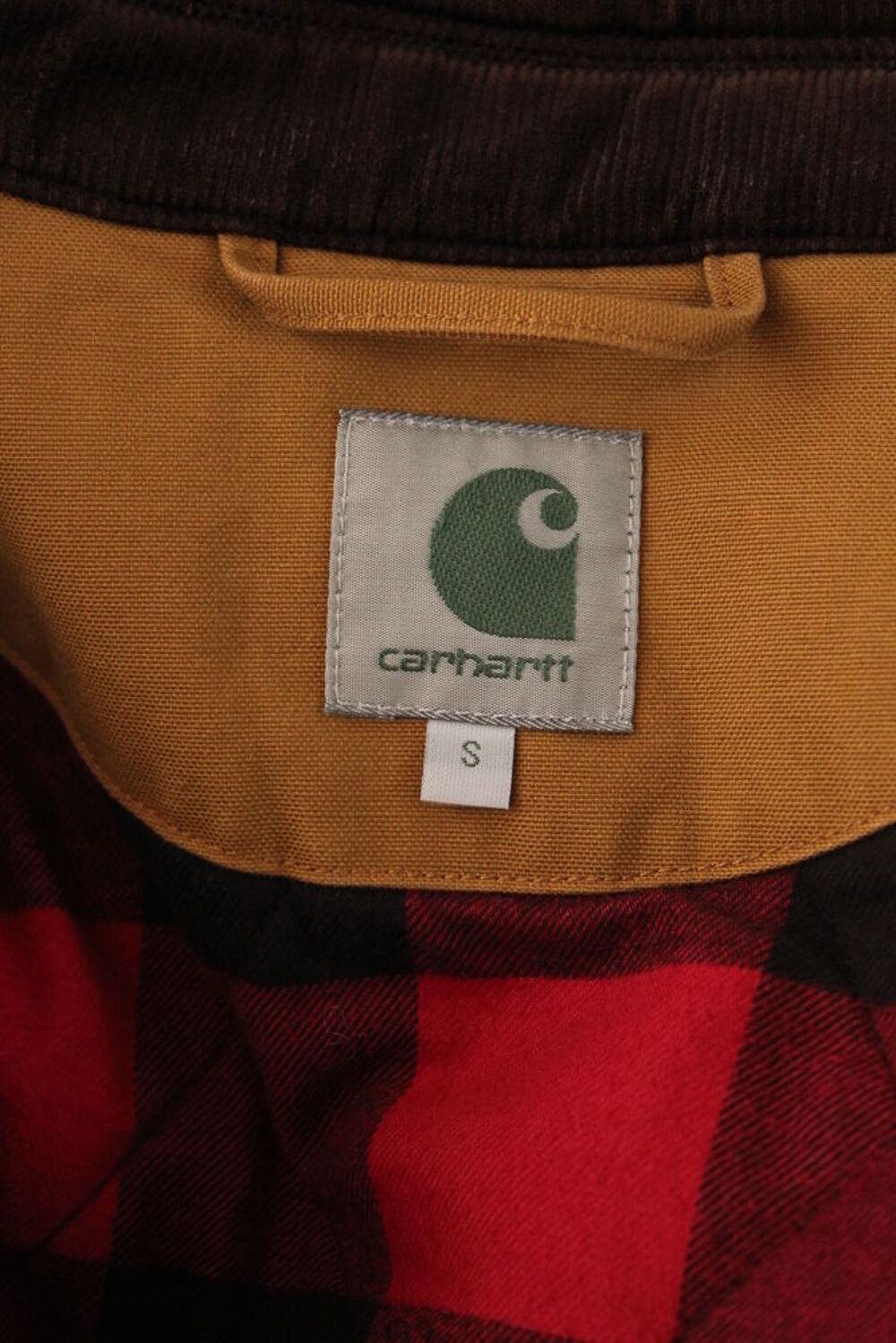 Veste tabac capuche CARHARTT 
Taille S Vêtements