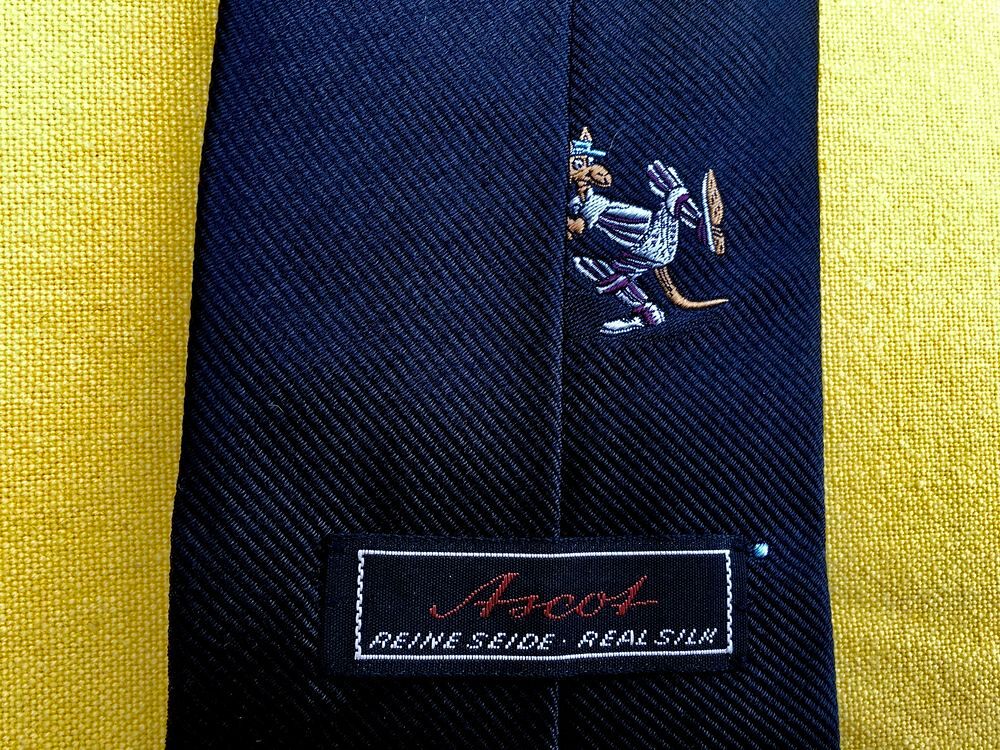 Cravate authentique ASCOT noire &agrave; motif plac&eacute; neuve100% soie Vêtements