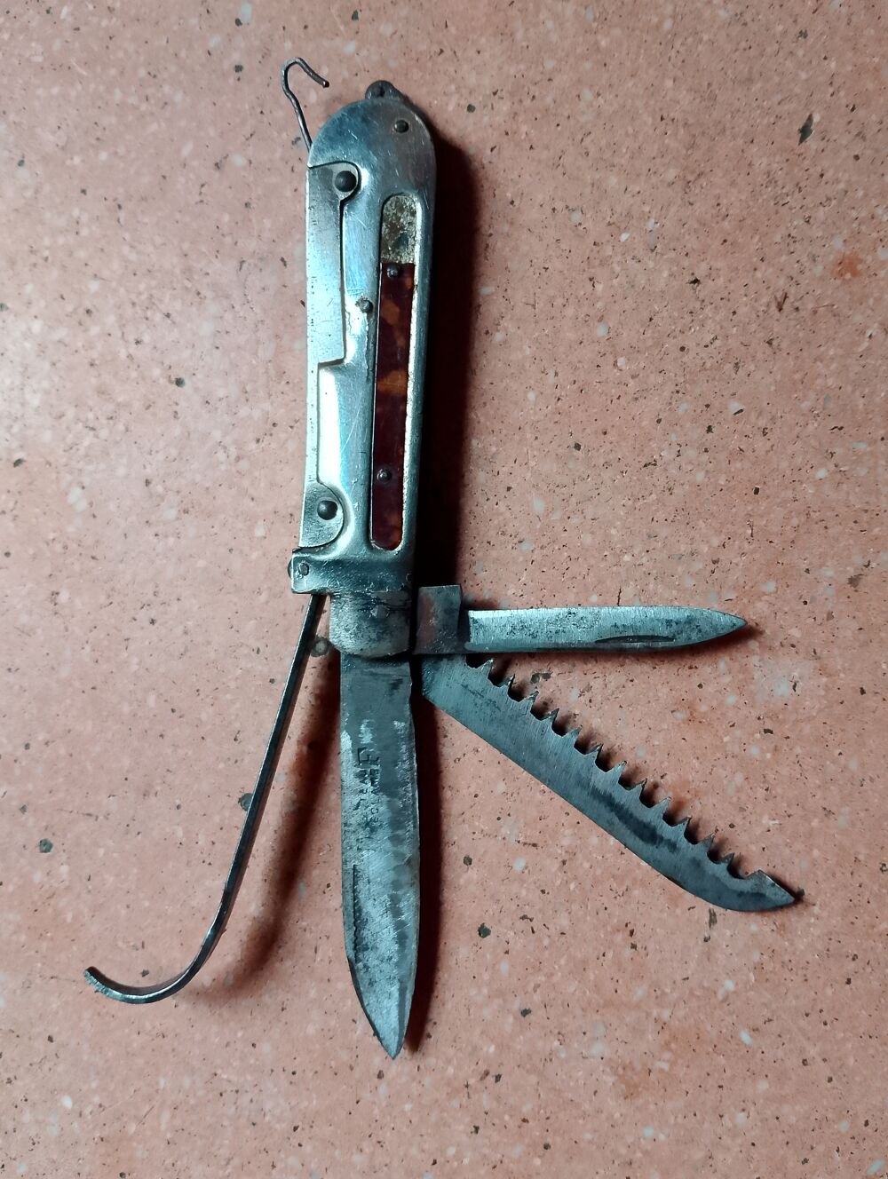 couteau gadget D.F ancien multifonction Bricolage