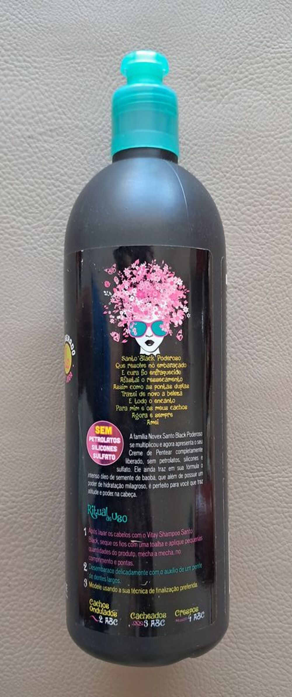bouteille pleine novex cr&egrave;me peignante santo black poderoso Bijoux et montres
