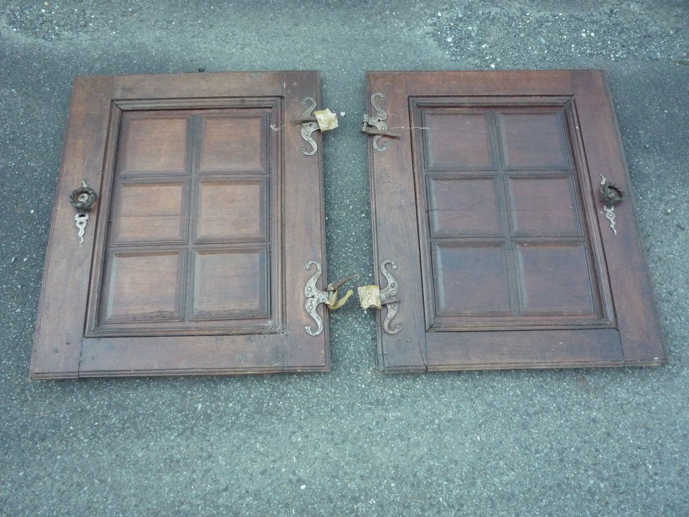 Porte Louis XIII plaquette
Bricolage