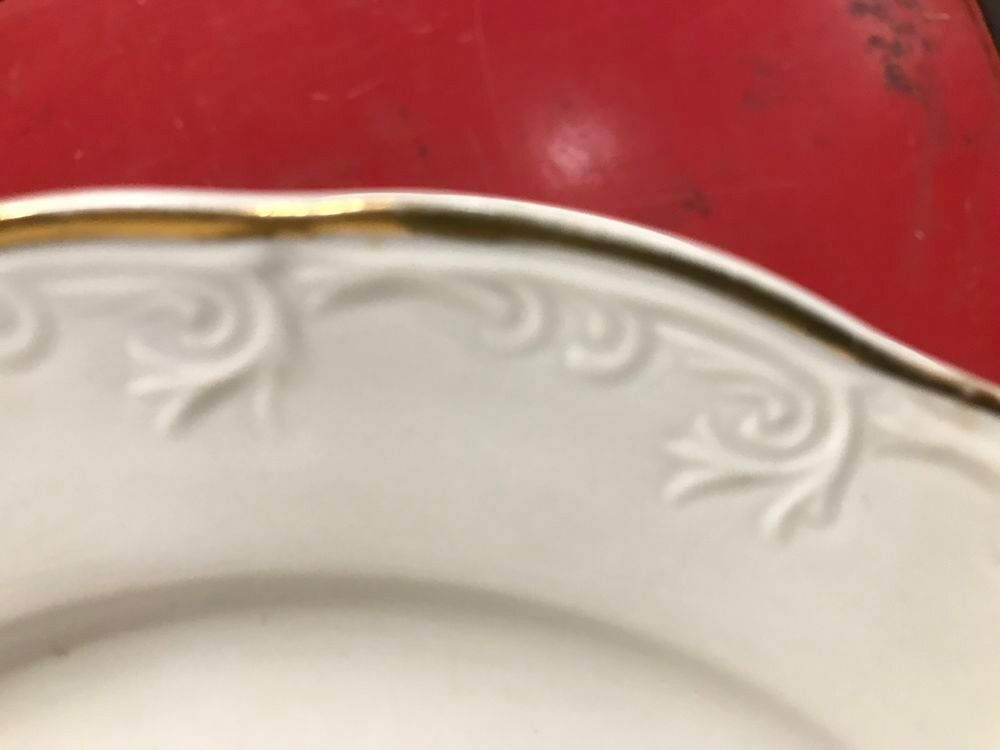 lot de vaisselle en porcelaine pour 50 eur SUR PLACE Décoration