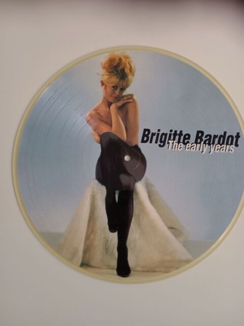 33 tours BRIGITTE BARDOT The early Years  99 Sautron (44)