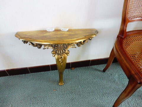 CONSOLE MURALE en BOIS dor� de style LOUIS XV
120 Saint-Hilaire-de-Riez (85)