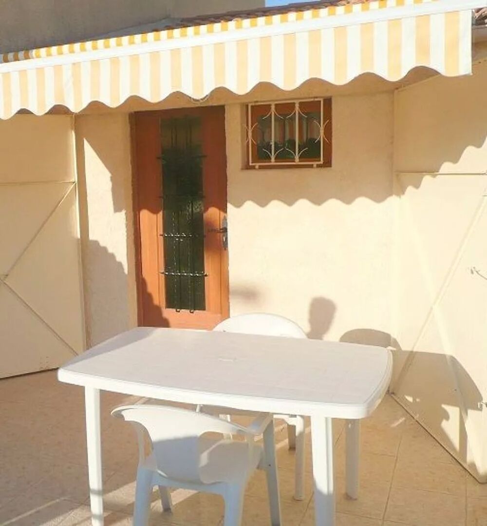   Maisonnette avec parking. Plage  2 kilomtres. Tout sjour. Languedoc-Roussillon, Prols (34470)