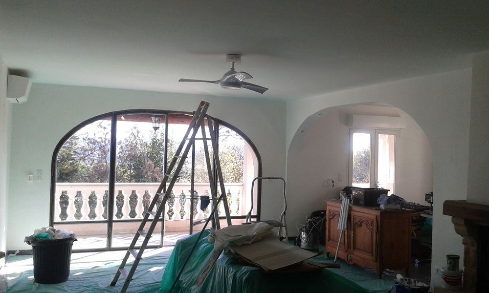   M.P SERVICES .
PEINTRE PRO ET TRAVAUX  DIVERS
