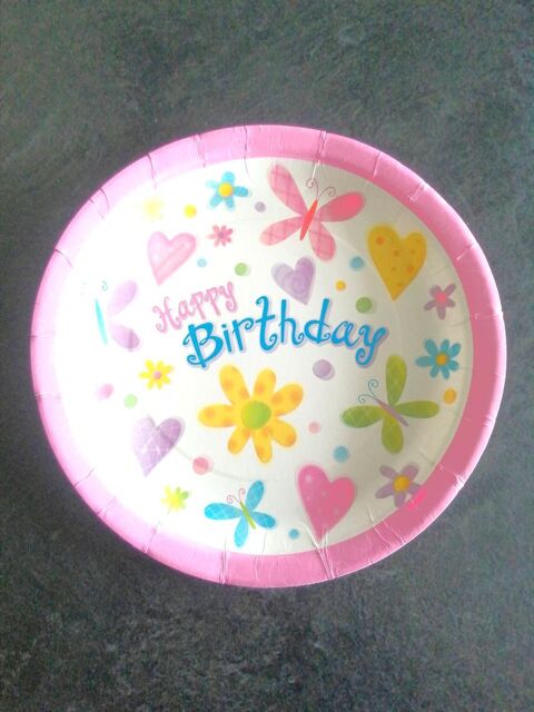 Accessoires neufs pour anniversaire de fille 1 Puteaux (92)