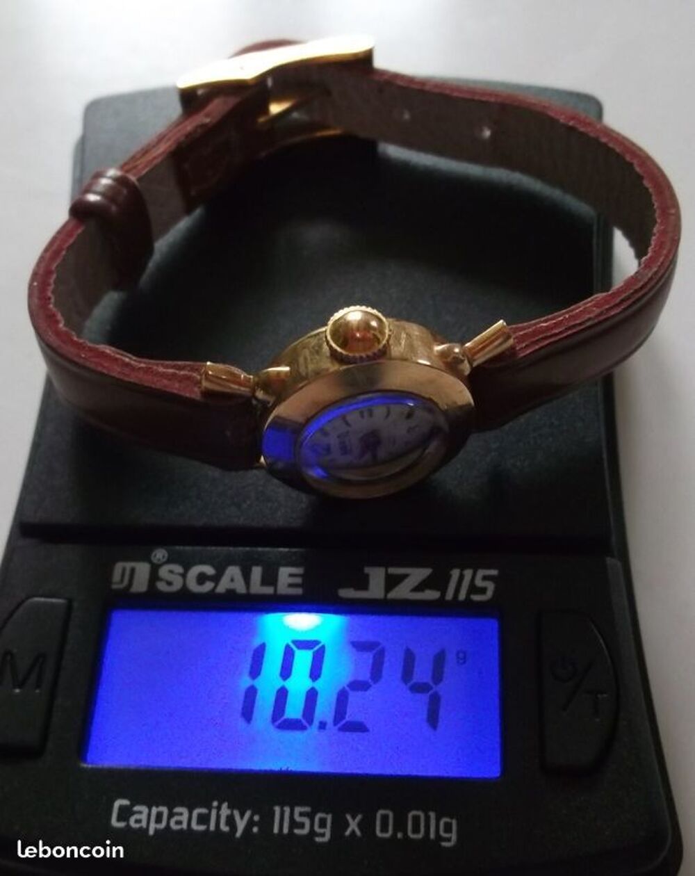 Jolie Montre de dame en or 18 k Bijoux et montres
