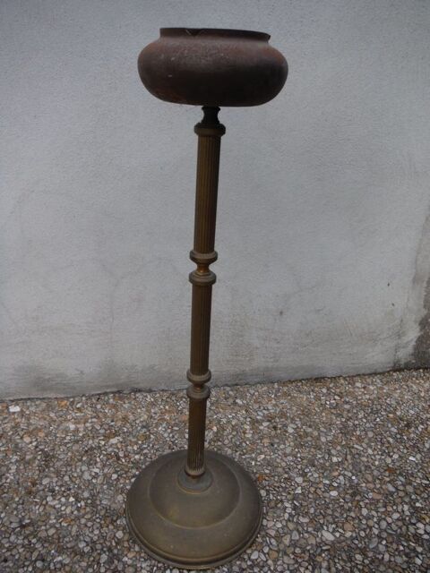 Cendrier 15 Villeneuve-le-Roi (94)