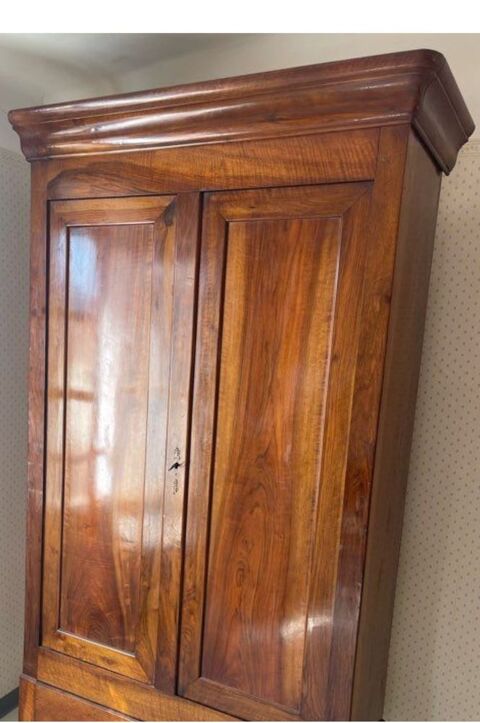 ARMOIRE en CH�NE MASSIF  220 Bagnols-sur-C�ze (30)