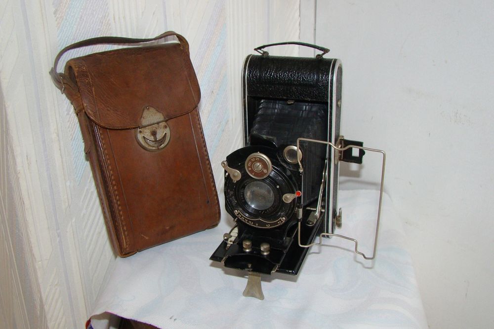 Ancien appareil photo Folding FOTH - ann&eacute;es 1930
Photos/Video/TV