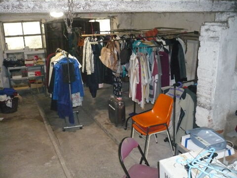Vêtements homme, femme, enfant. 10 Foulcrey (57)