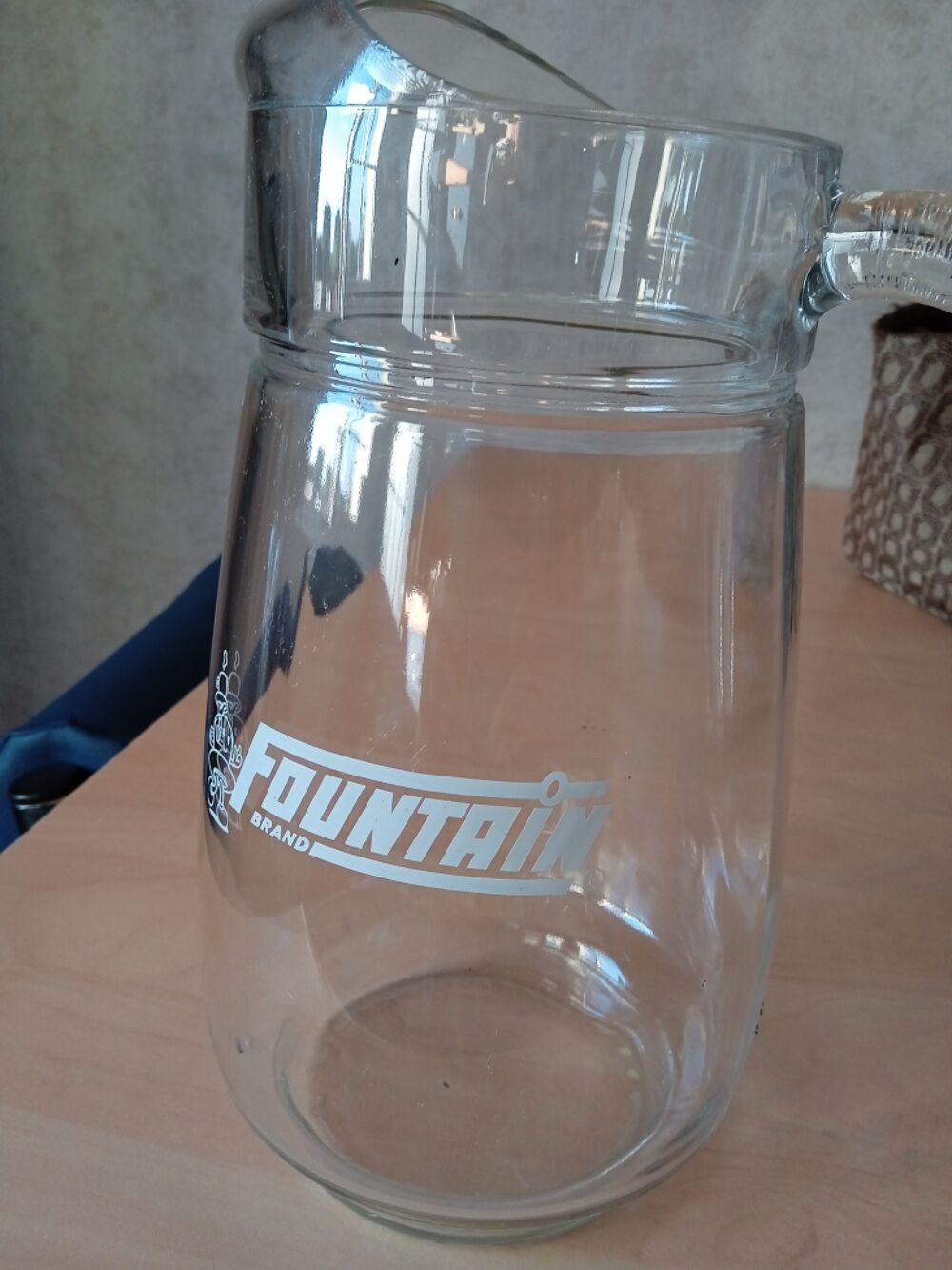 carafe fountain contenance 2l Electroménager