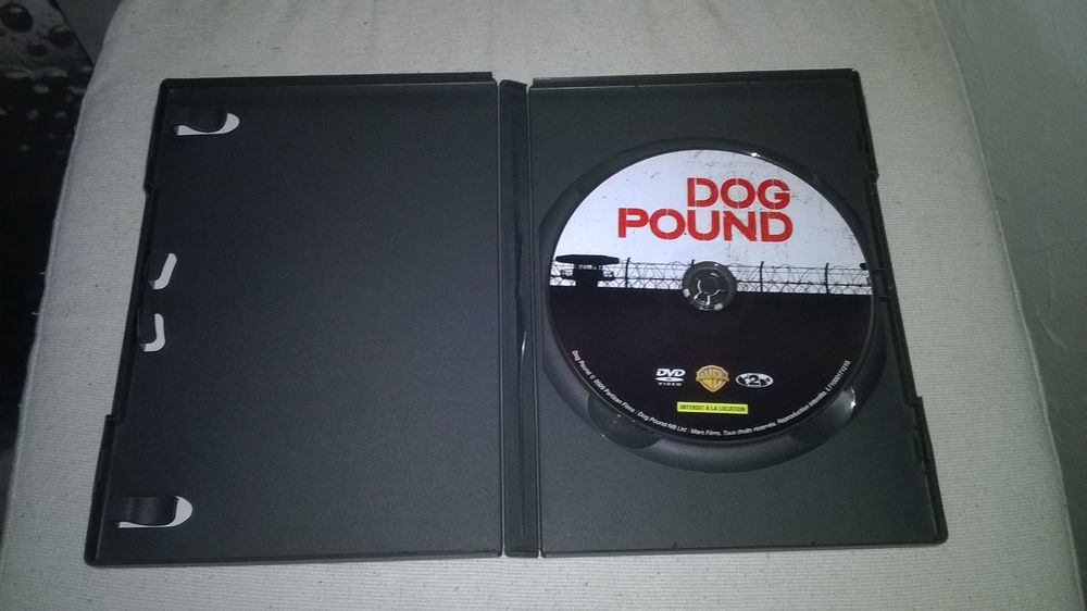 DVD Dog Pound
Adam Butcher Shane Kippel Mateo Morales Slim DVD et blu-ray