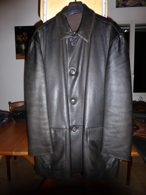 Splendide manteau cuir de cerf. 400 Saint-Affrique (12)