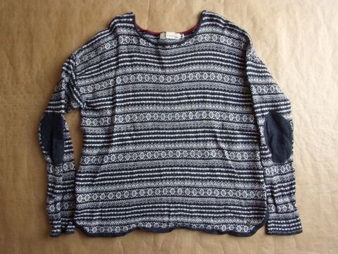 Pull en taille S 2 Montaigu-la-Brisette (50)