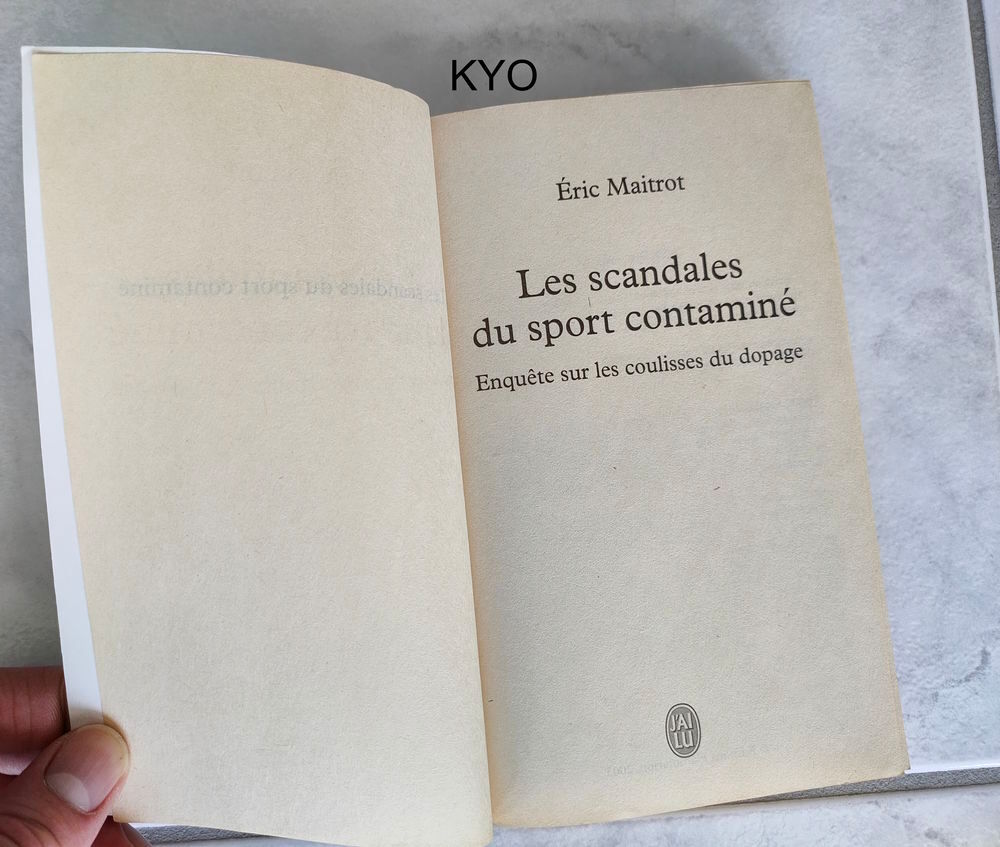 Les scandales du sport contamin&eacute; - Tr&egrave;s bon &eacute;tat Livres et BD
