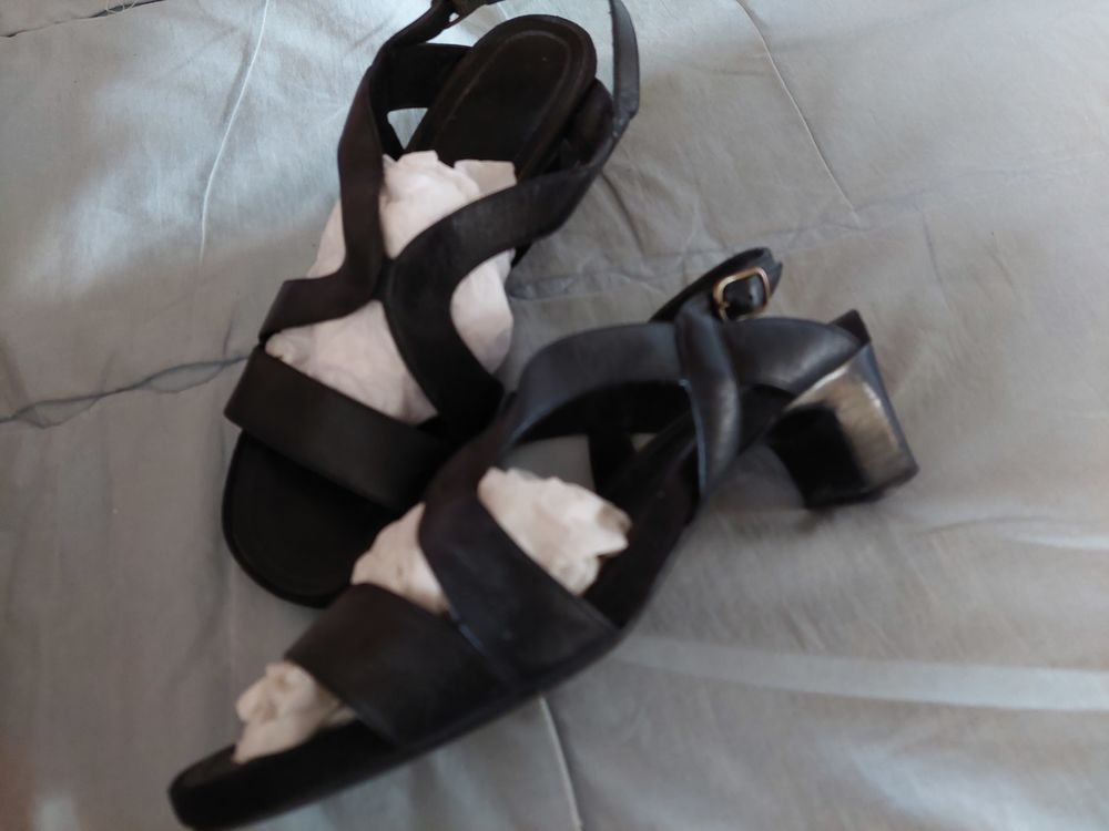 NU PIED FEMME NOIR T39 Chaussures