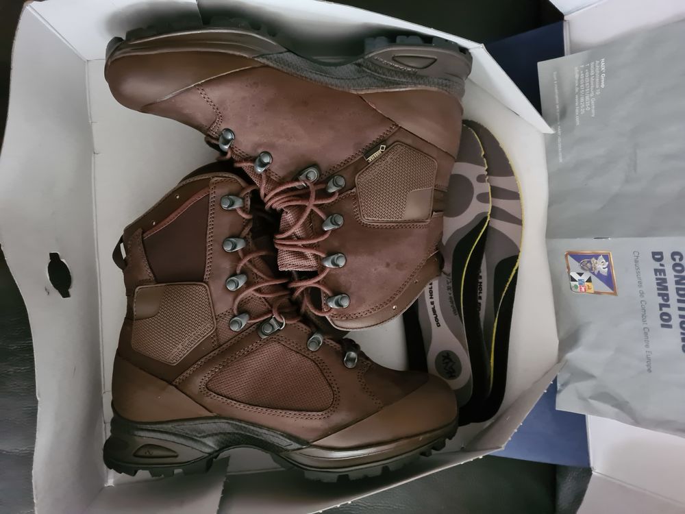 Paire De Chaussures Trek / Randonn&eacute;es HAIX Neuve! Taille 42 Chaussures