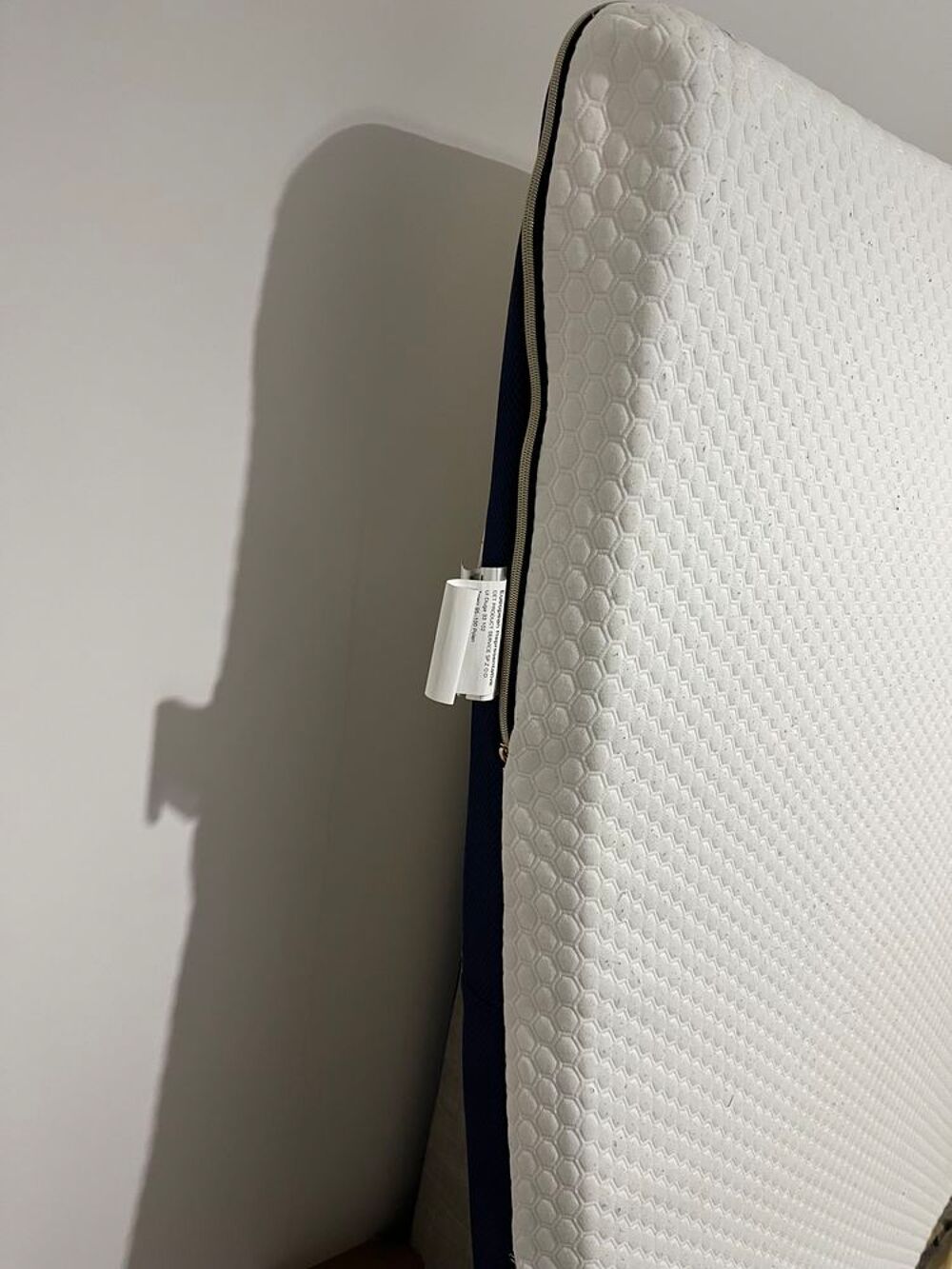 Matelas / surmatelas en tr&egrave;s bon &eacute;tat Meubles