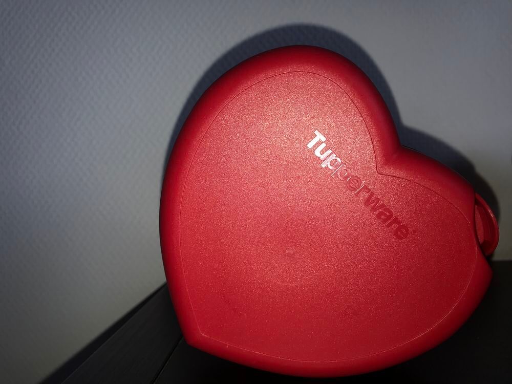 bo&icirc;te coeur tupperware Electroménager
