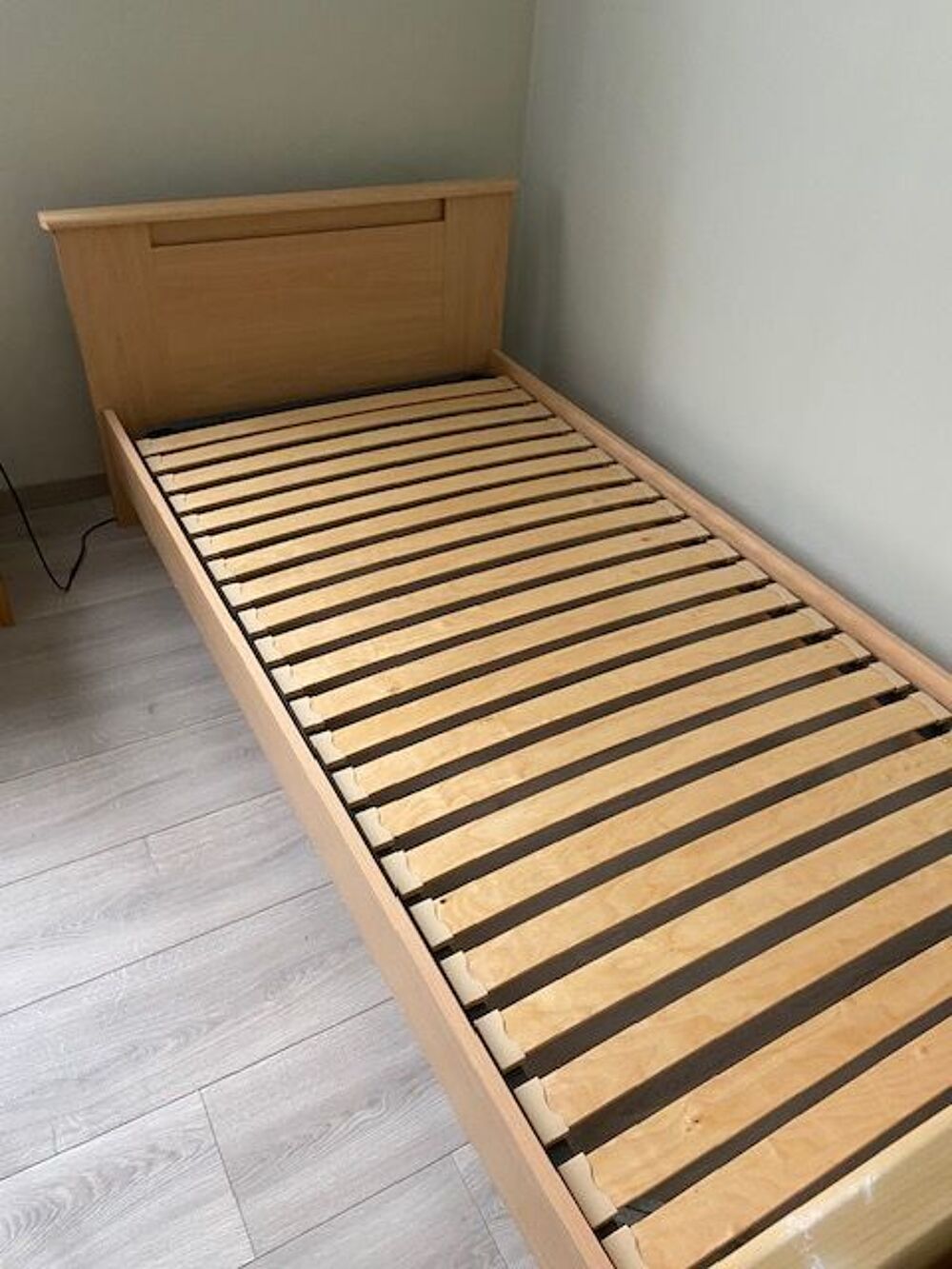 Lit en pin 1 personne avec sommier &agrave; lattes Meubles