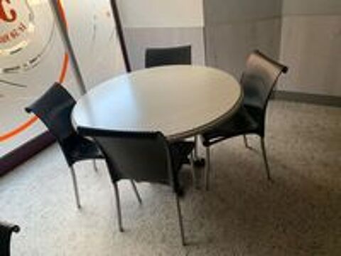  MOBILIER DE RESTAURANT CHAISES TABLES ECT 
