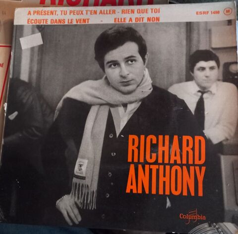 RICHARD ANTONY / 8 X DISQUES VYNIL 45 TOURS 7 Pont-Audemer (27)