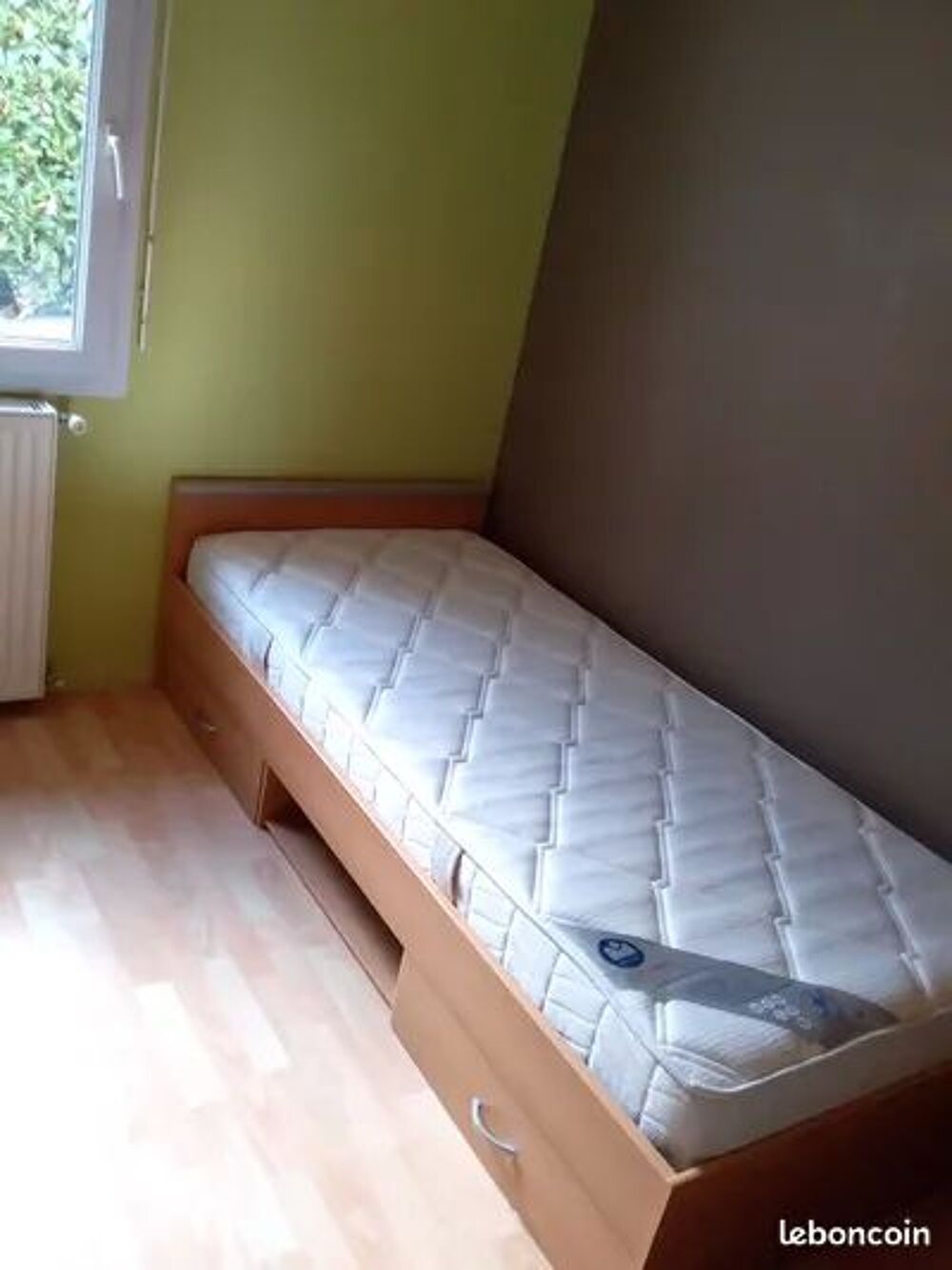 Lit complet avec matelas et rangements Meubles