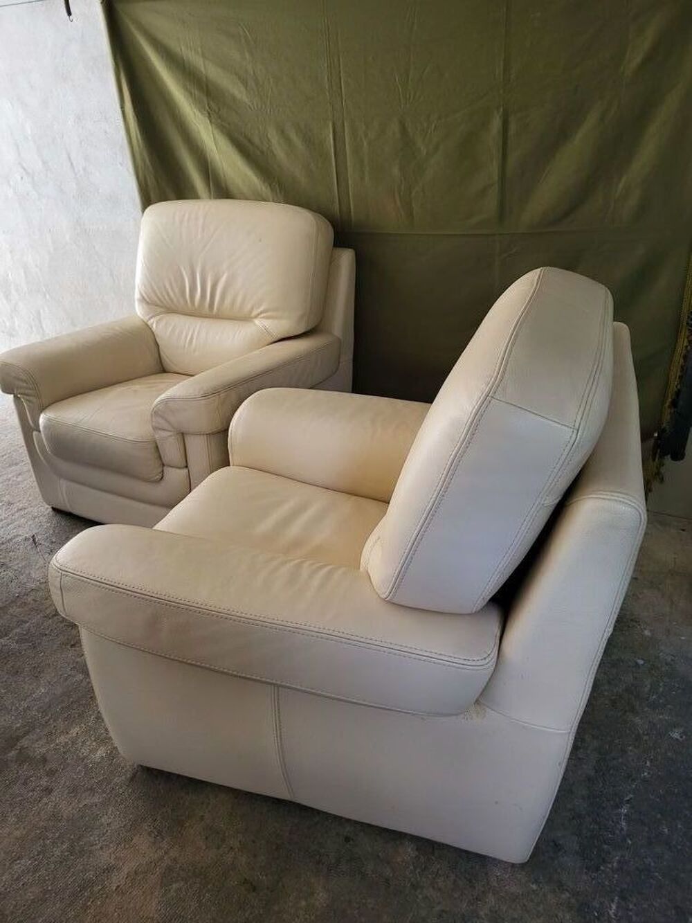 FAUTEUILS CUIR COULEUR IVOIRE Meubles