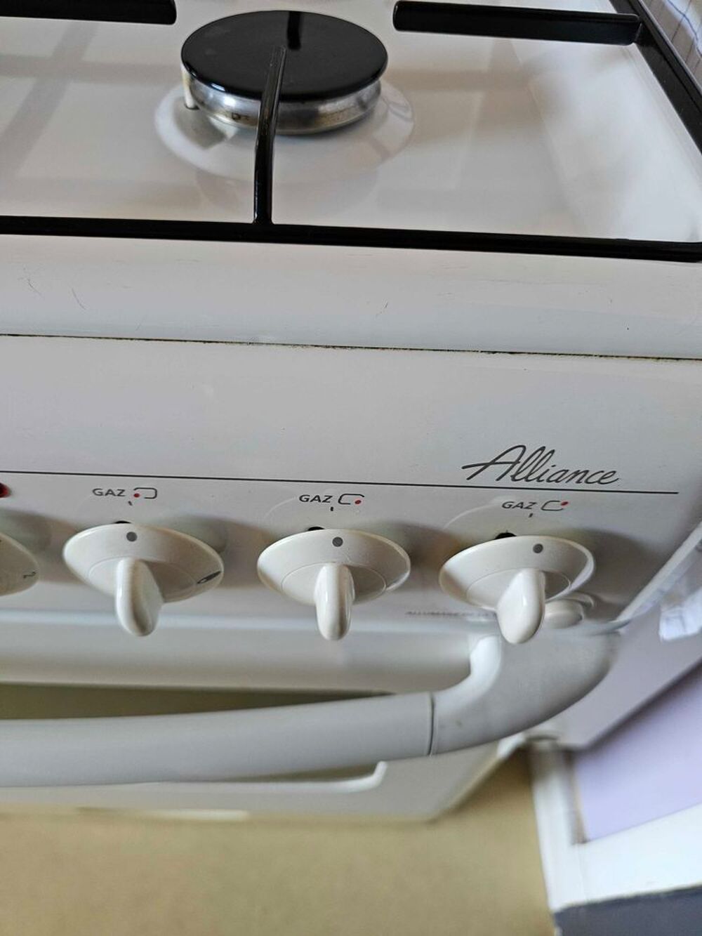 Cuisini&egrave;re gaz et &eacute;lectrique Electroménager