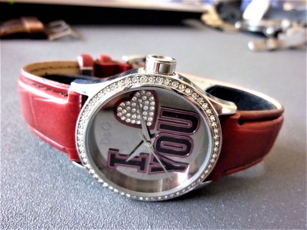 DOLCE GABBANA TIME luxury zirconi montre unisexe 2010 ANQ104 Bijoux et montres