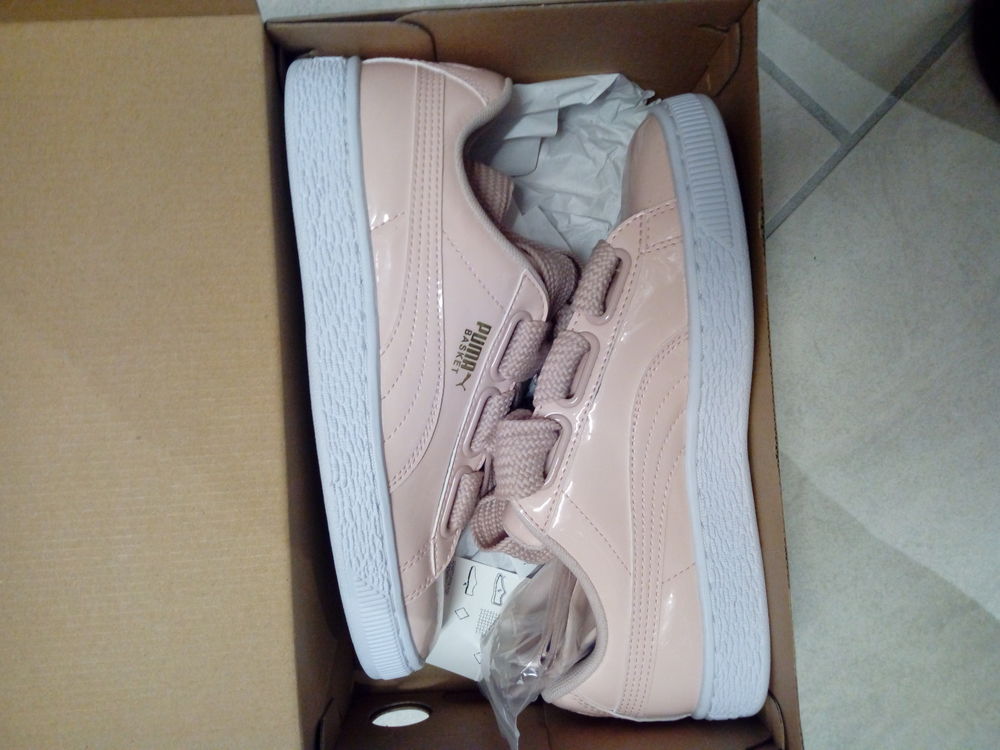 Baskets PUMA neufs Chaussures