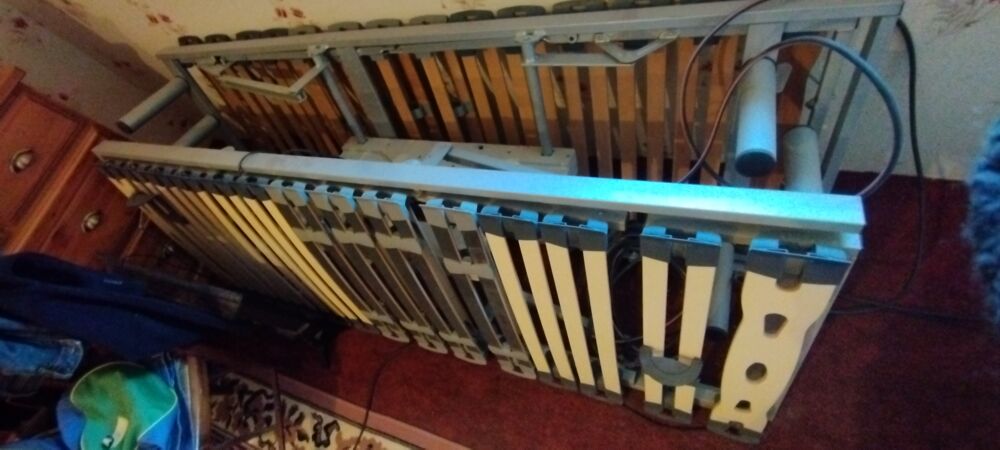 lit sommier &eacute;lectrique OKIMAT de 140 tr&egrave;s bon &eacute;tat Meubles