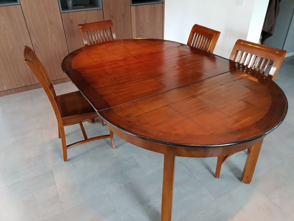 TABLE A MANGER ROCHE BOBOIS Meubles