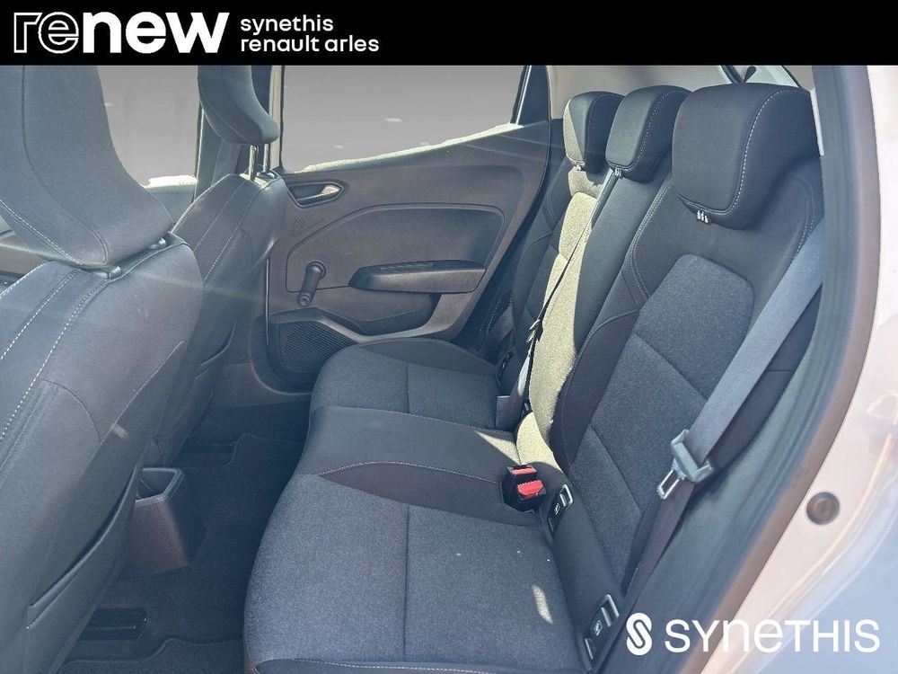 Clio V Clio E-Tech 140 - 21N Business 2022 occasion 13200 Arles