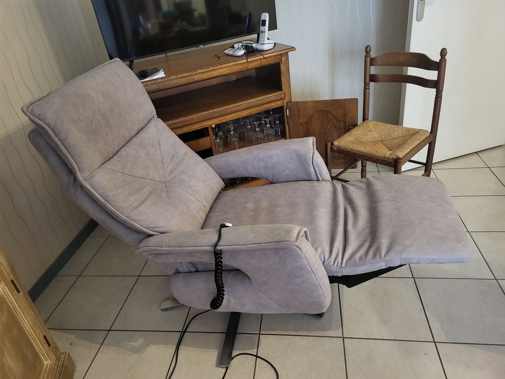 Fauteuil relaxant &eacute;lectrique Meubles