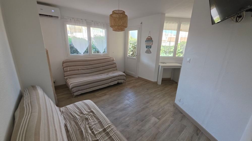 Vente Appartement LE CAP D'AGDE: REZ DE JARDIN rénové STUDIO ( possibilité garage ) / PISCINE Le cap d agde