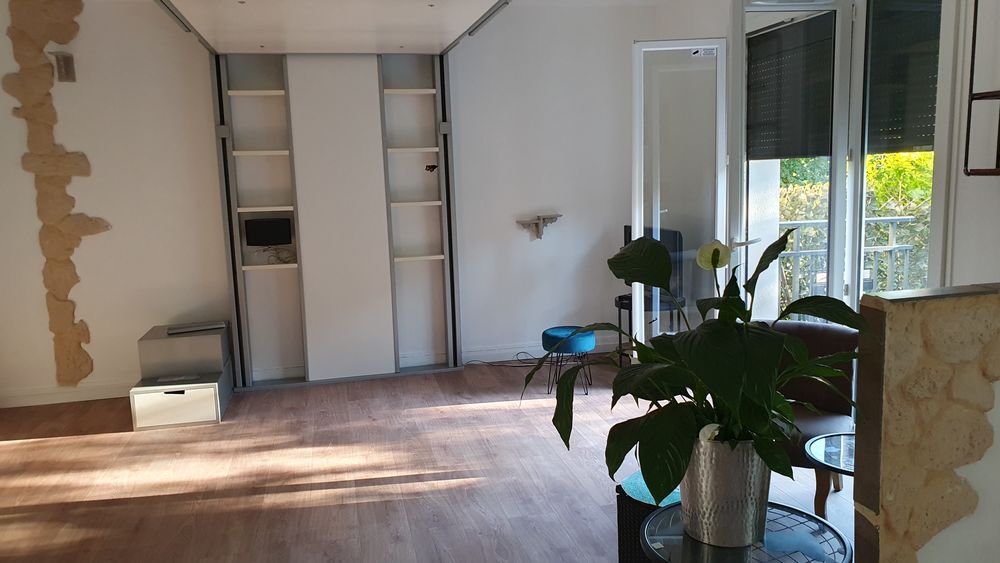 Location Appartement Studio 40m² meublé lumineux avec jardin. Tassin-la-demi-lune